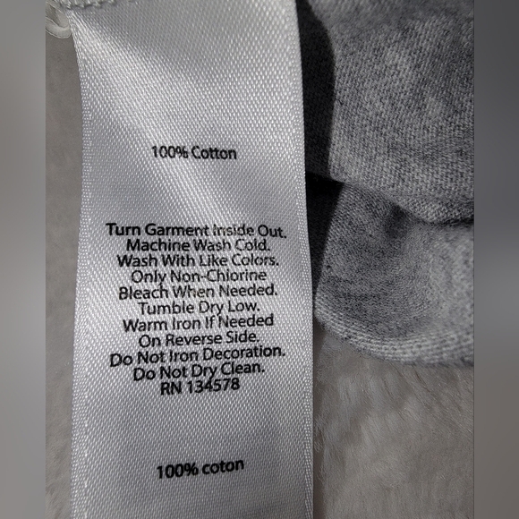 Vineyard Vines Gray Long Sleeve Tee with Sleeve Branding - Picture 9 of 10